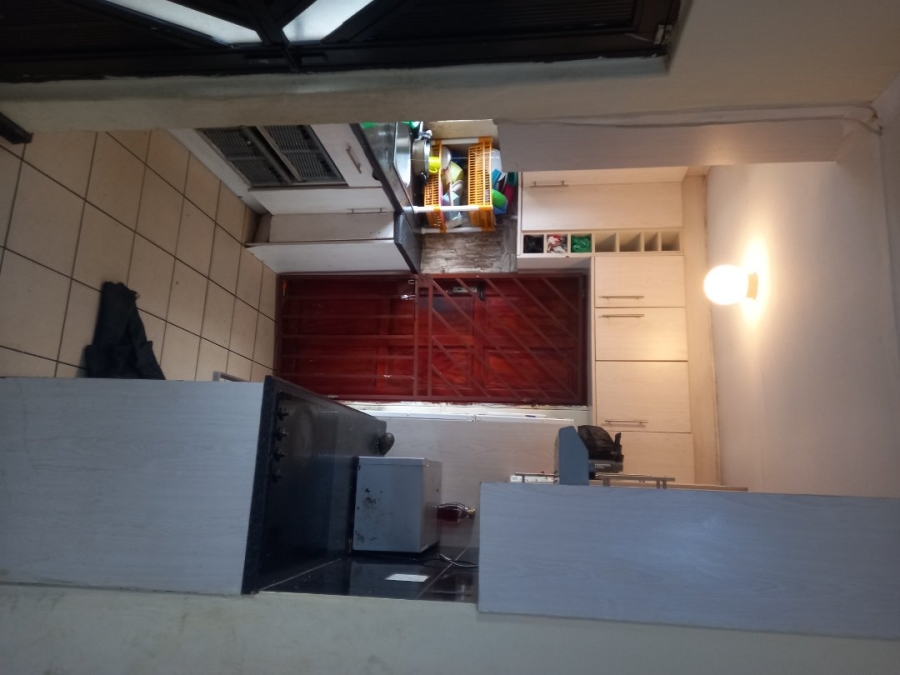 2 Bedroom Property for Sale in Delft Western Cape